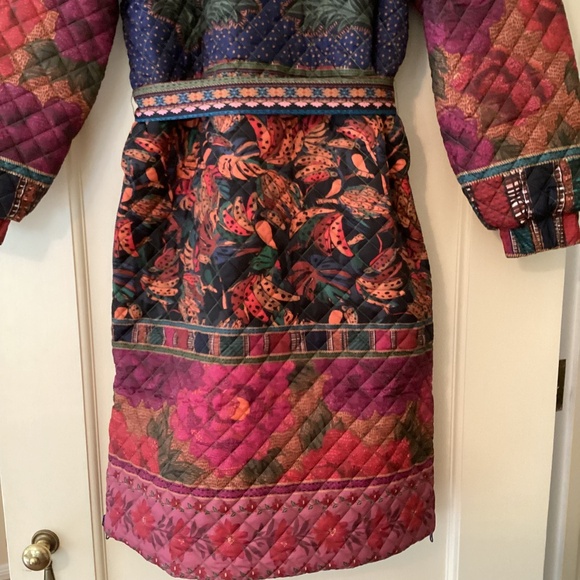 FARM Rio Mixed Patchwork Midi Reversible Puffer Jacket w/Belt Side Zipper Vents - Picture 9 of 16